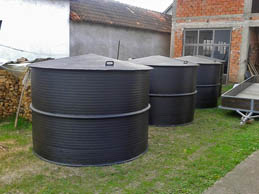 Plastične kace